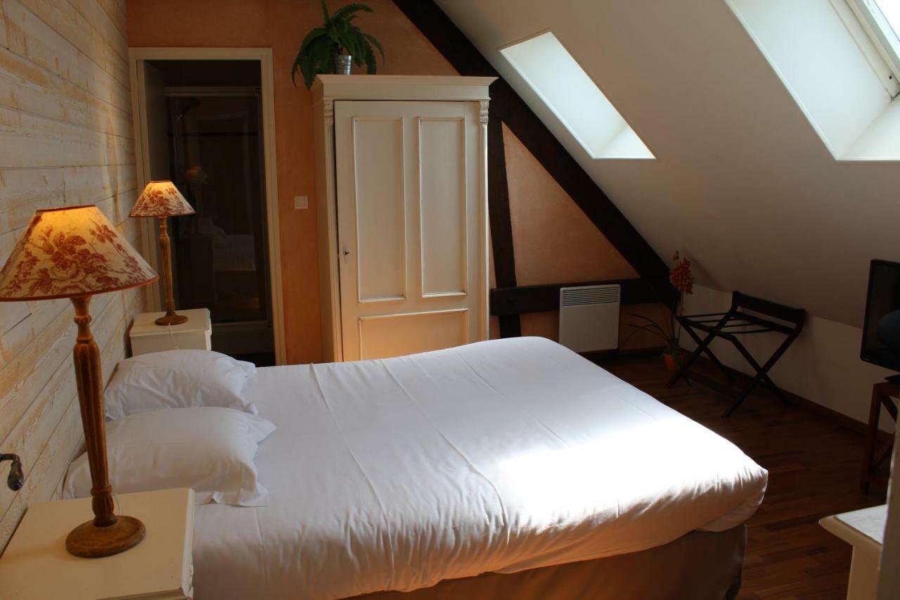 Hotel Logis Le Quai Fleuri Les Villages Voveens Esterno foto
